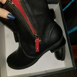 Tommy Hilfiger boots